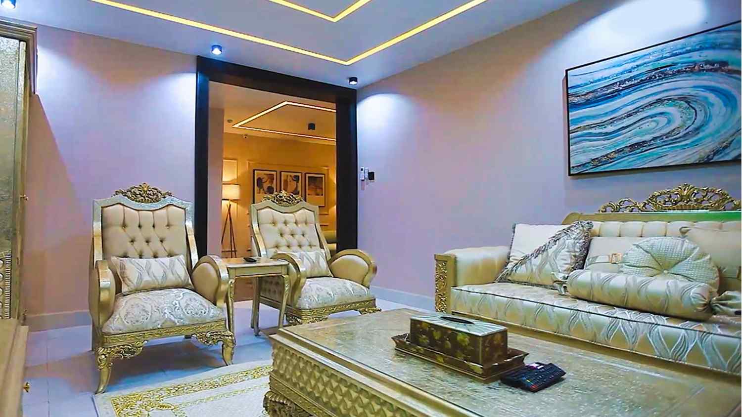 33-metro-residence-4-landscape-100kb