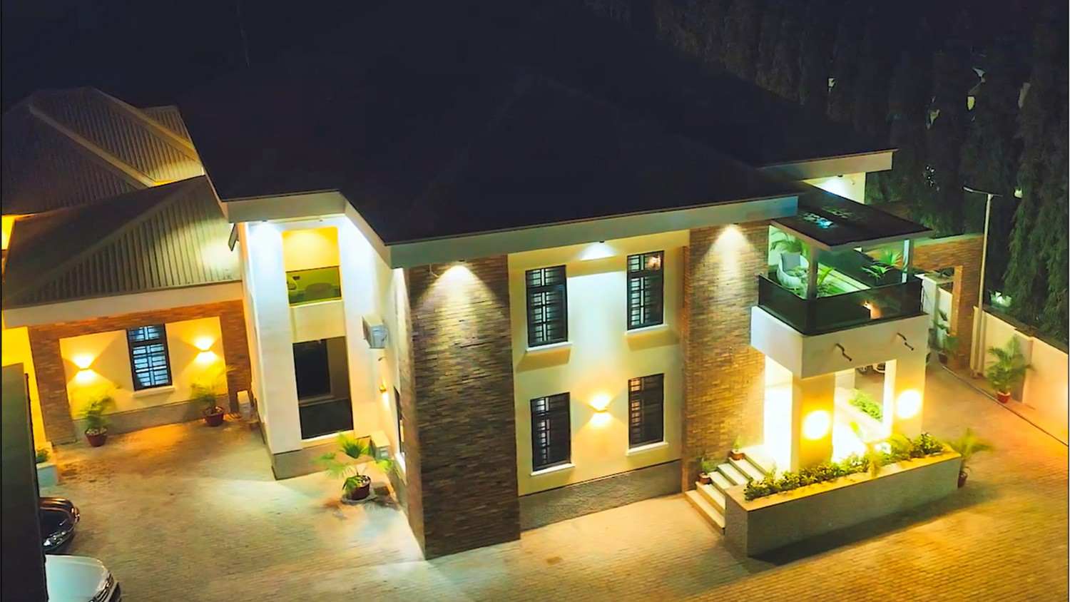 30-metro-residence-1-landscape-100kb